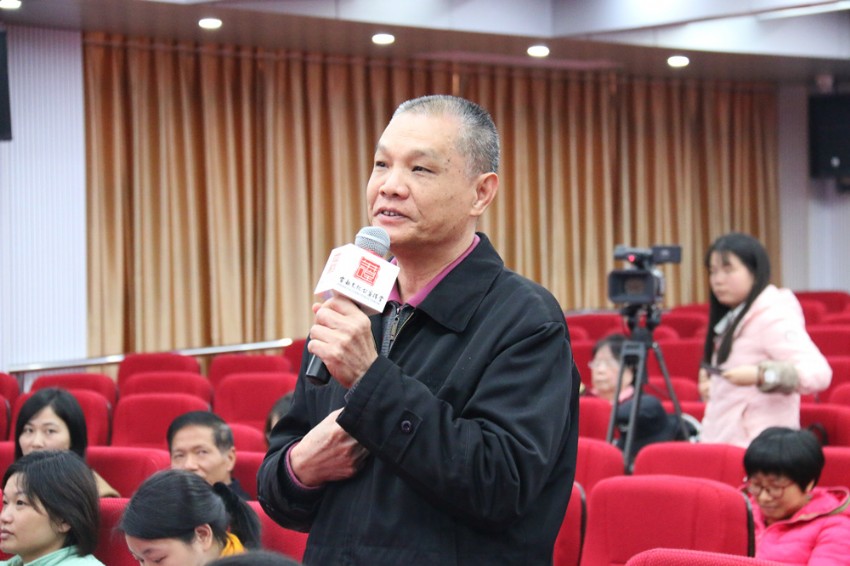 听众提问3_副本.jpg
