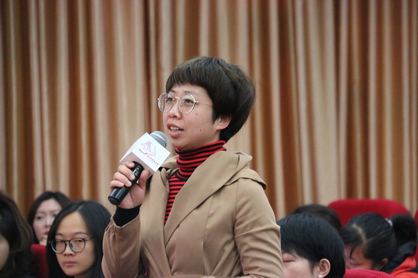 听众提问5_副本.jpg