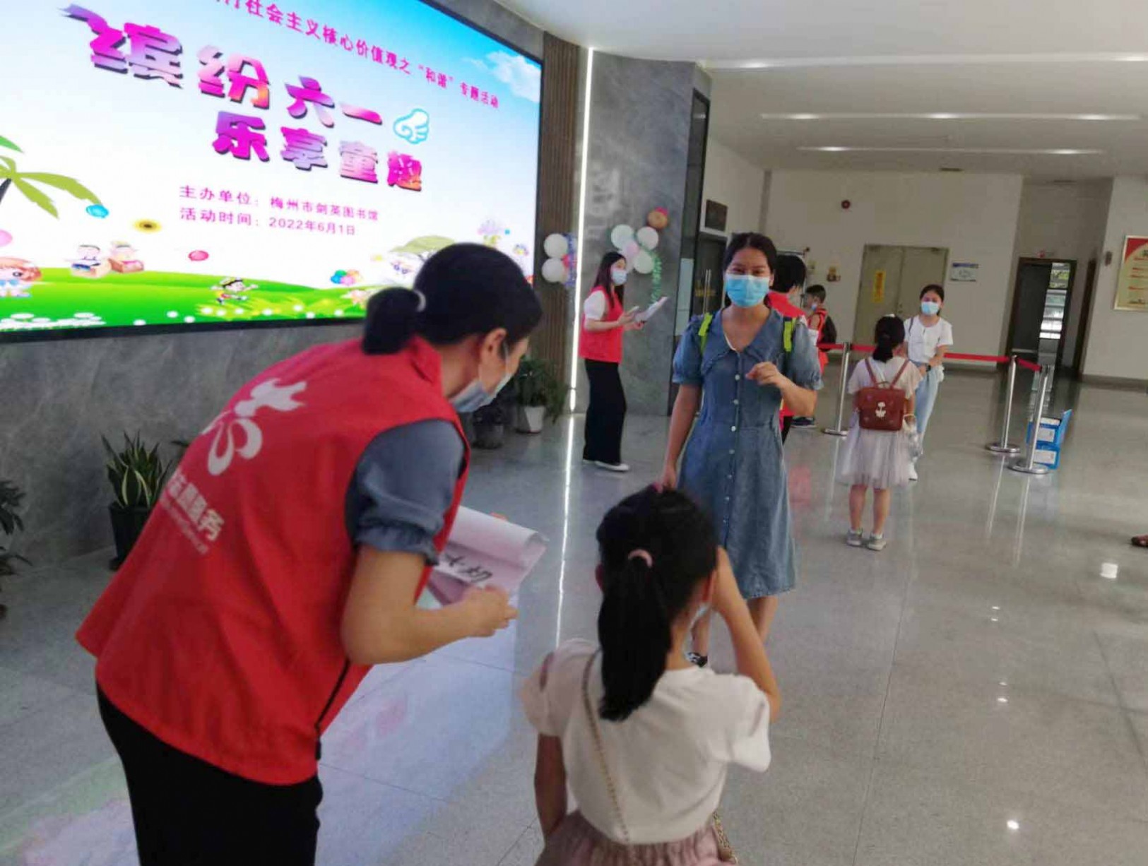 比划2.jpg